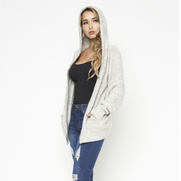 Sweaters - LONG SLEEVE KNIT SWEATER FULL ZIPPER
